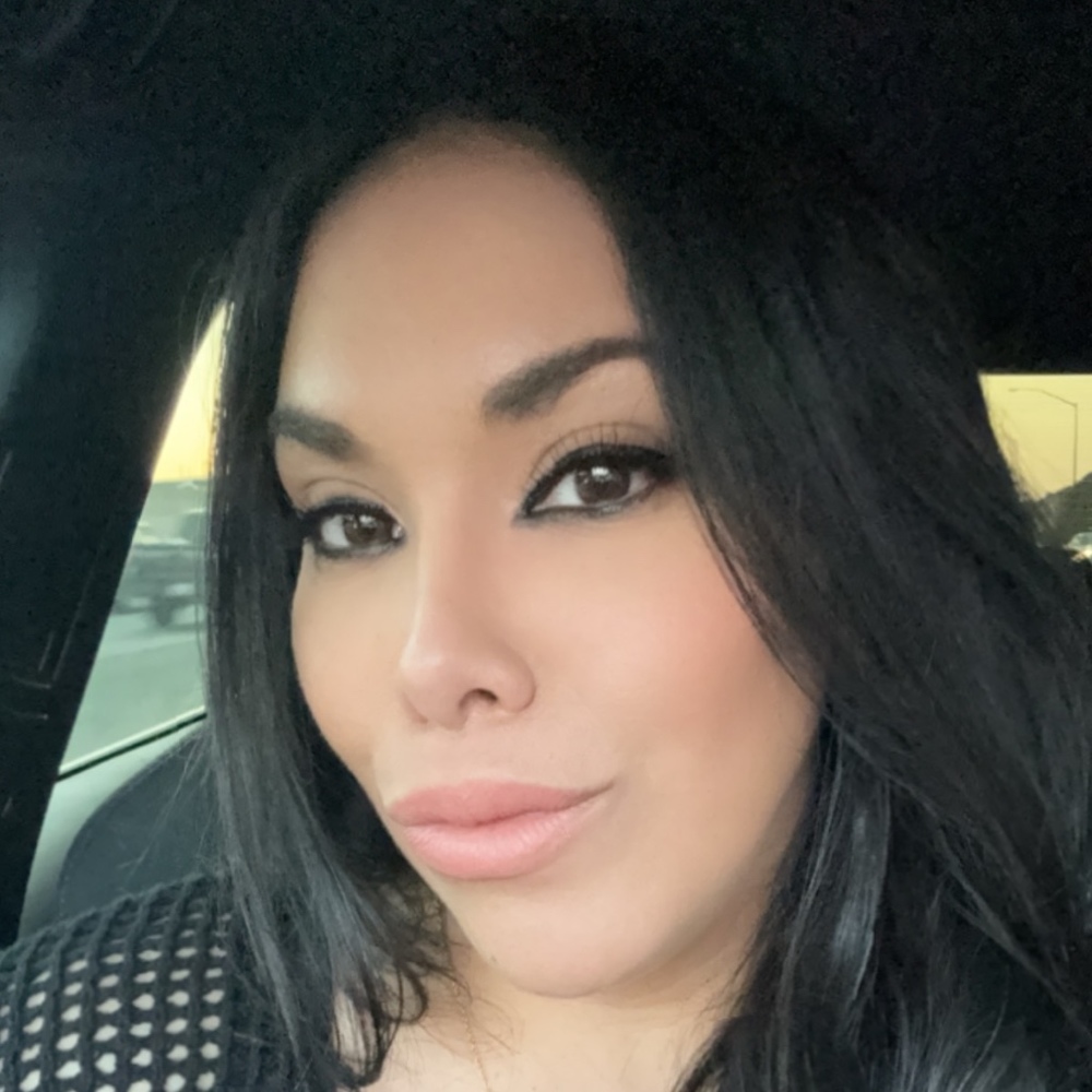 Meet your Posher, Vanessa